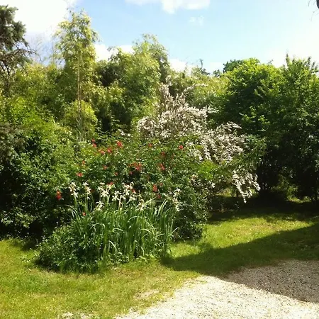 Holiday home Vue Panoramique Sur Vallee De La Seine Et Foret Chartrettes